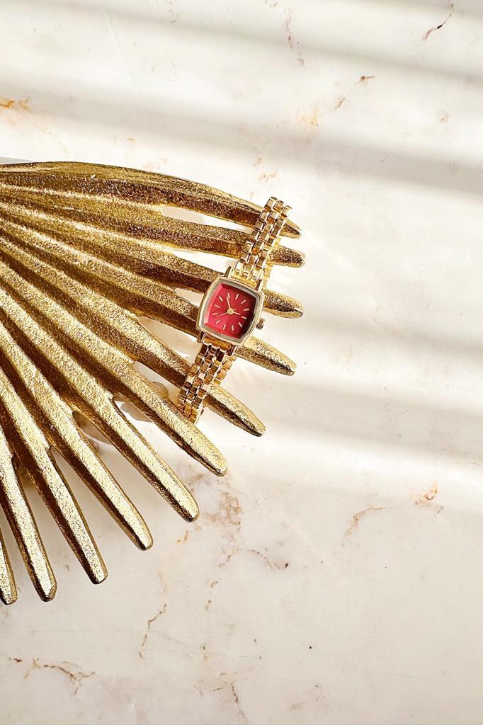 Lyra Bordo Kadran Gold Kordon Kadın Kol Saati