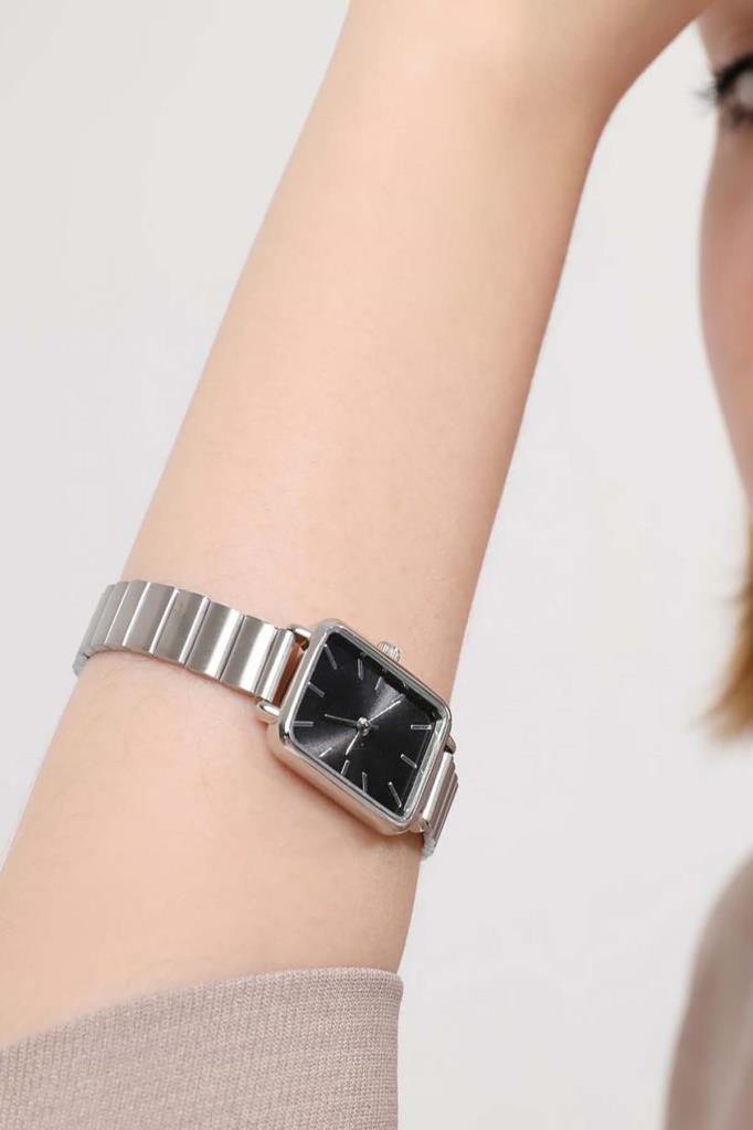 Asteria Black Dial Silver Strap Women's Wristwatch