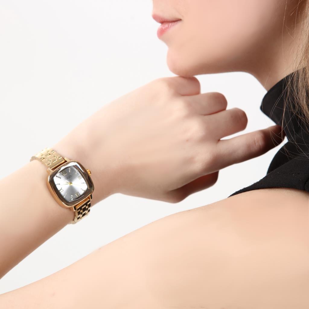 Elanor Roman Numeral Silver Dial Gold Strap Women's Wristwatch