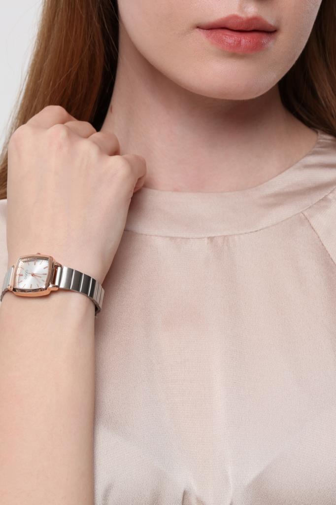 Fiona Rose Case Silver Strap Women's Wristwatch