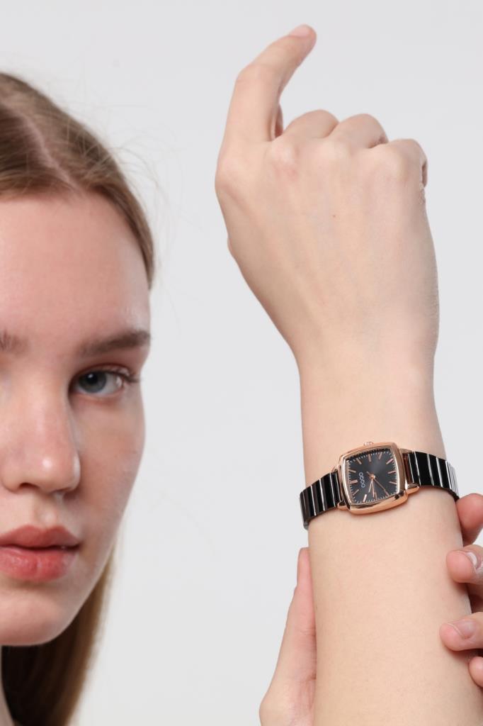 Fiona Rose Case Black Strap Women's Wristwatch