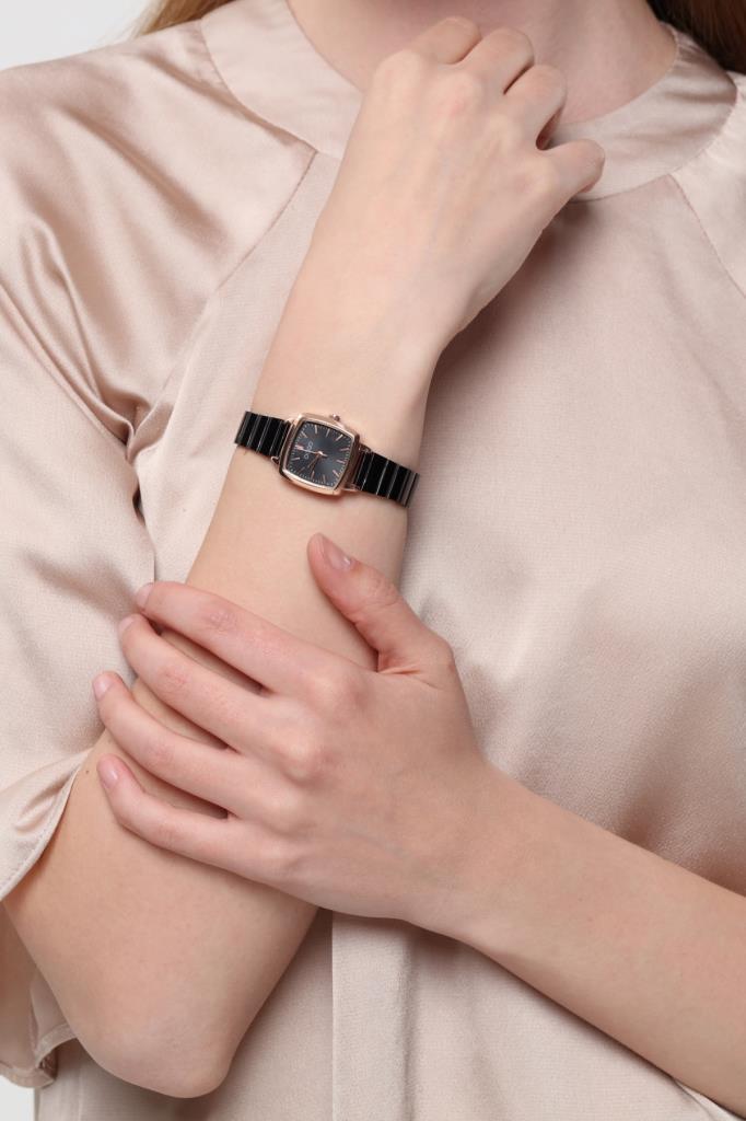 Fiona Rose Case Black Strap Women's Wristwatch