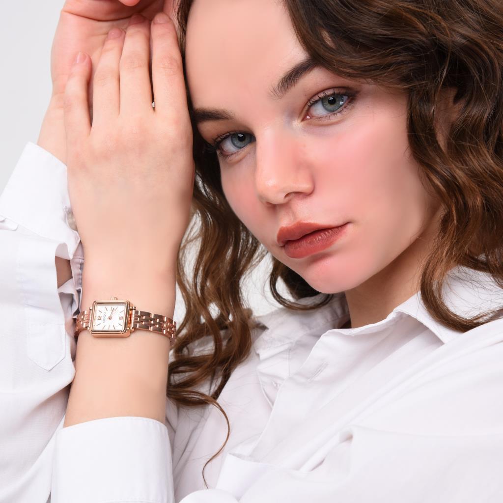 Maiar Square Case Rose Strap Women's Wristwatch
