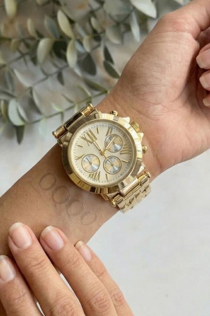 Massa Gold Women's Wristwatch