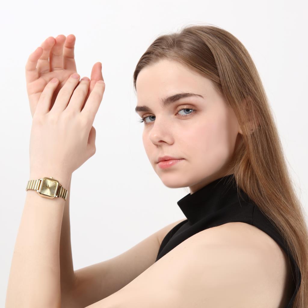 Minimal Square Gold Women's Wristwatch