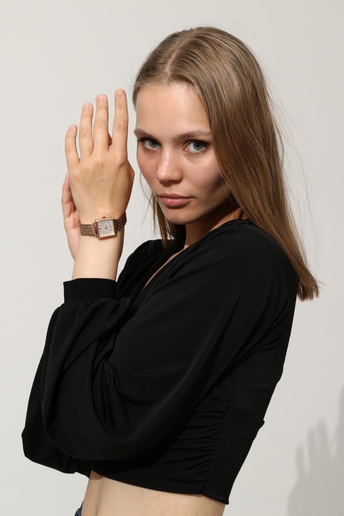 Minimal Square Rose Women's Wristwatch