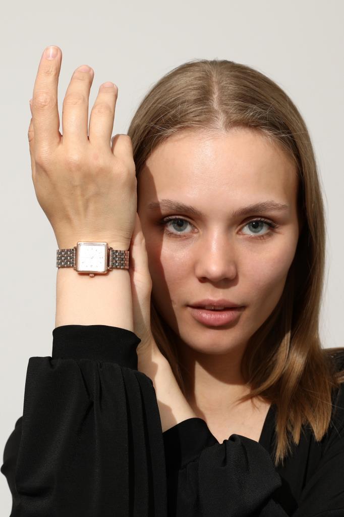 Minimal Square Rose Case Rose Silver Strap Women's Wristwatch