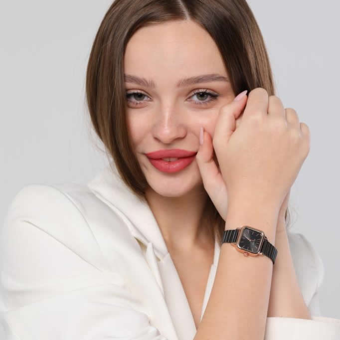 Minimal Square Black Dial Rose Gold Case Women's Wristwatch