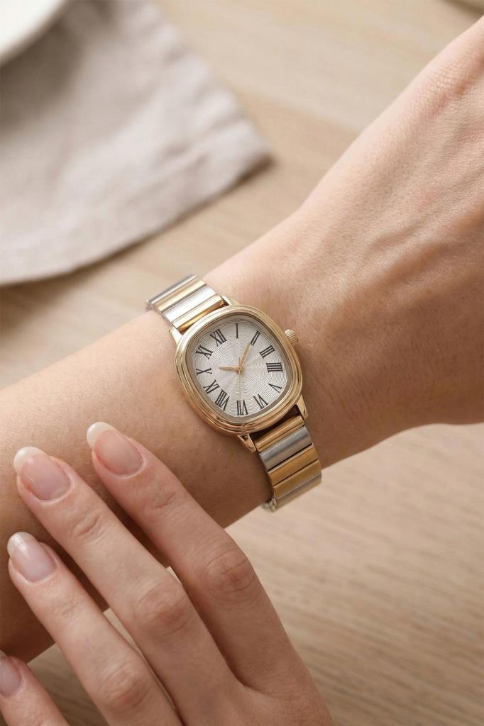 OQQO Lilith Roman Numeral Silver Dial Gold-Silver Strap Women's Watch