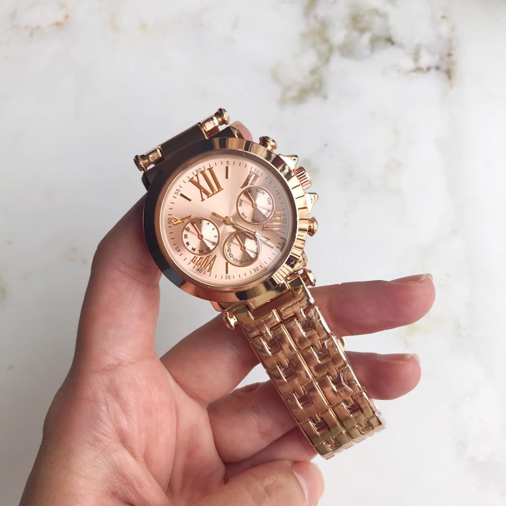 Rose Dial Metal Women's Wristwatch