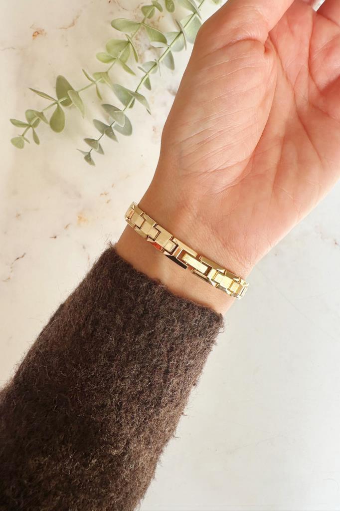 Aris Yeşil Kadran Minimal Taşlı  Gold Kordon Kadın Kol Saati