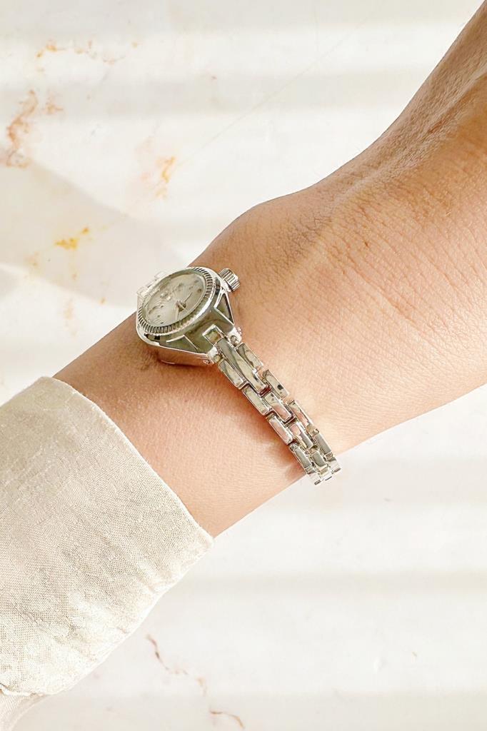 Eira Minimal Gri Kadın Kol Saati