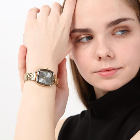Elanor Roman Numeral Silver Dial Gold Strap Women's Wristwatch