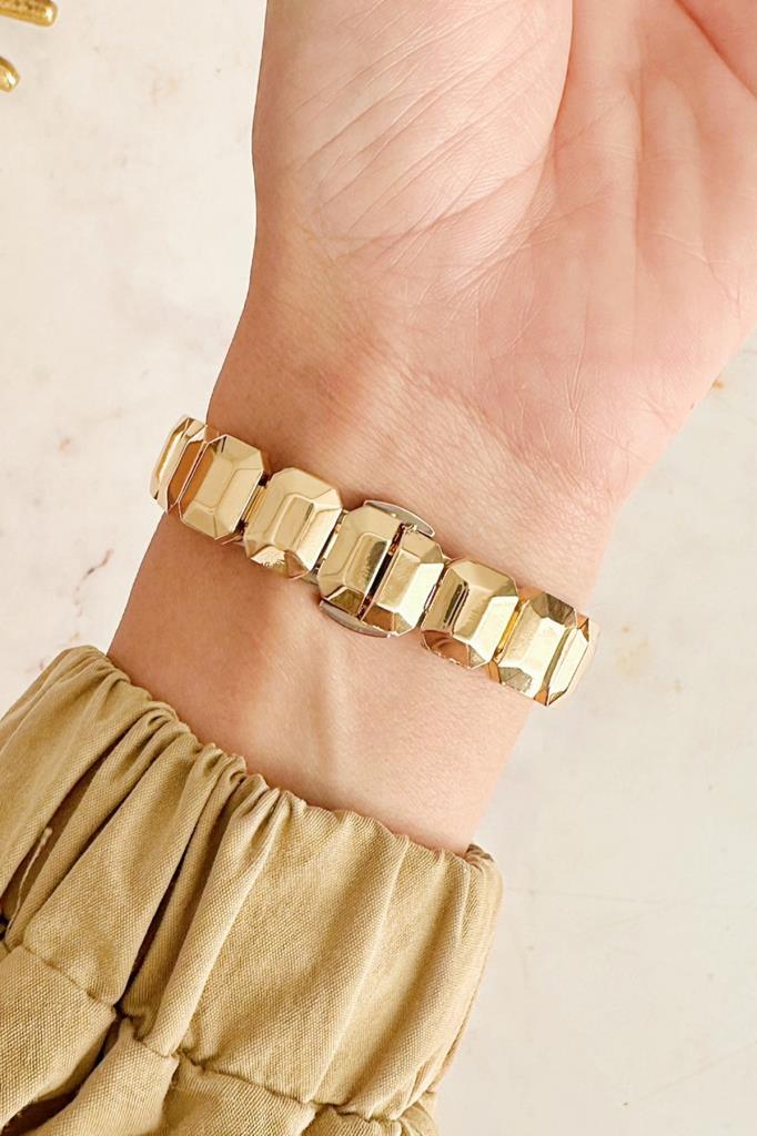 Helia Köşeli Kasa Taşlı Kadran Gold Kadın Kol Saati