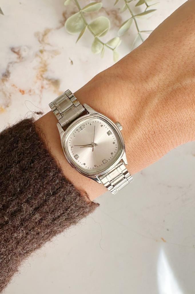 Kallio Taşlı Kadran Gri Kadın Kol Saati