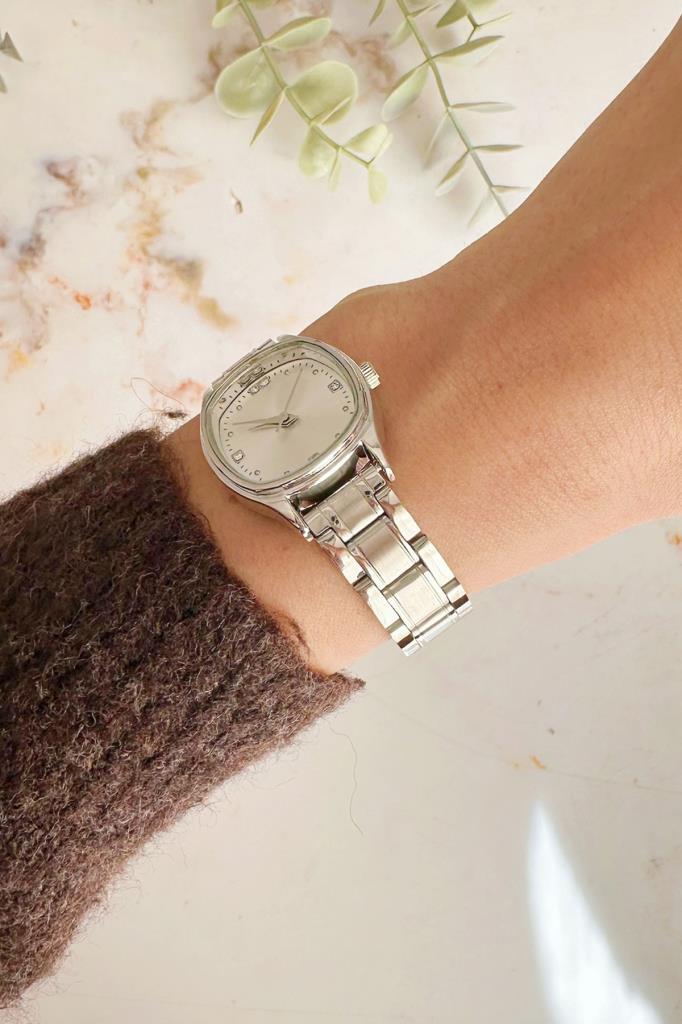 Kallio Taşlı Kadran Gri Kadın Kol Saati