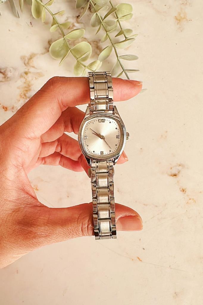 Kallio Taşlı Kadran Gri Kadın Kol Saati