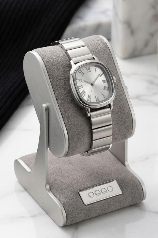 Lilith Roman Numeral Silver Dial Silver Strap Women's Wristwatch