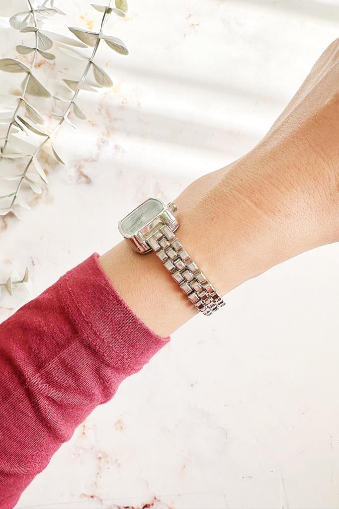 Lyra Siyah Kadran Gri Kordon Kadın Kol Saati