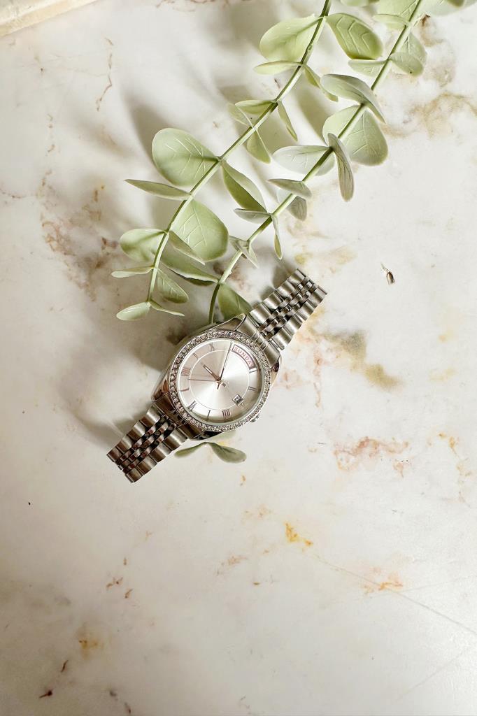 Myra Çift Tarih Göstergeli Gümüş Kadın Kol Saati