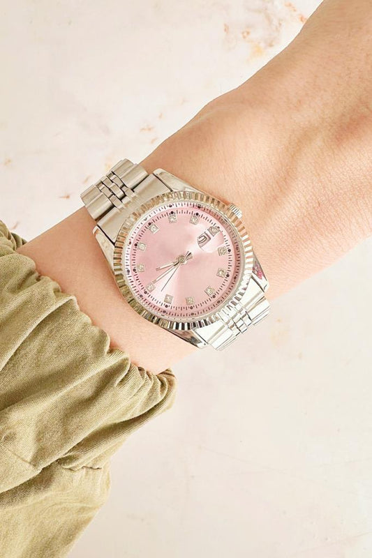 Oria Takvim Detaylı Pembe Kadran Gri Kordon Kadın Kol Saati