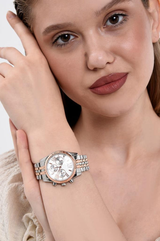 Rose Silver Women's Wristwatch with Roman Numeral Case Detail
