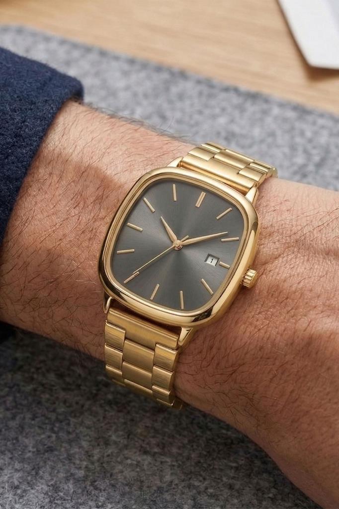 Rovena Dikdörtgen Kasa Siyah Kadran Gold Kordon Erkek Kol Saati