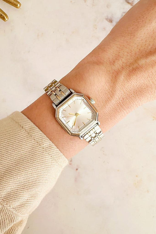 Thane Köşeli Kadran Gold Gümüş Kordon Kadın Kol Saati