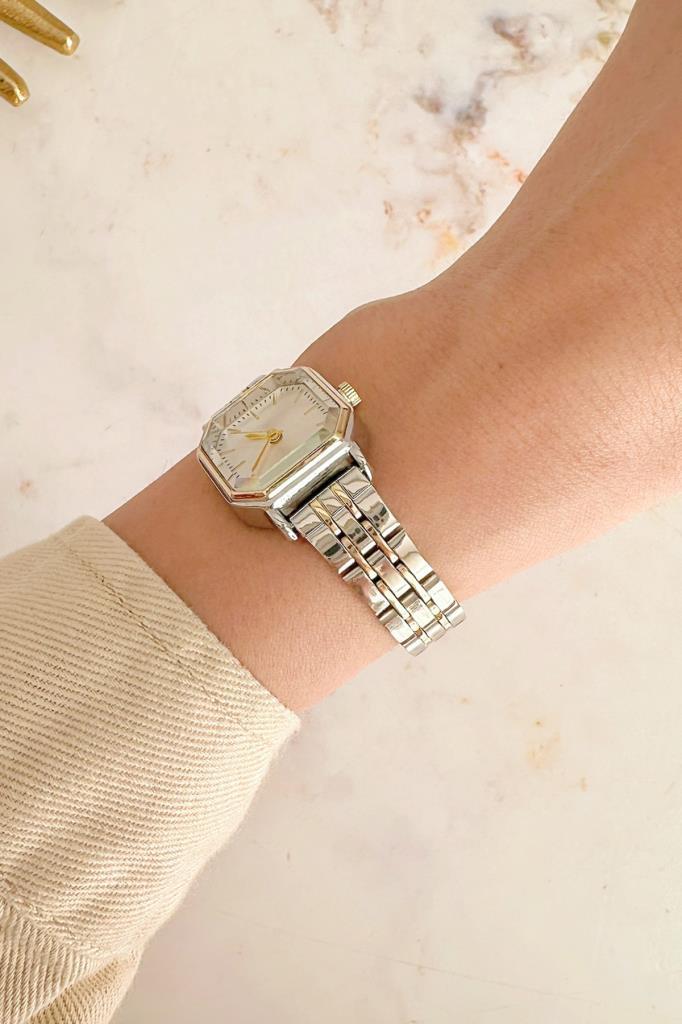 Thane Köşeli Kadran Gold Gümüş Kordon Kadın Kol Saati