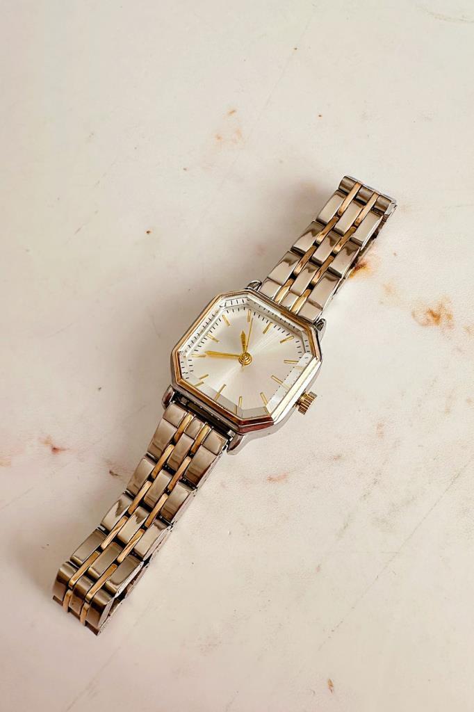 Thane Köşeli Kadran Gold Gümüş Kordon Kadın Kol Saati